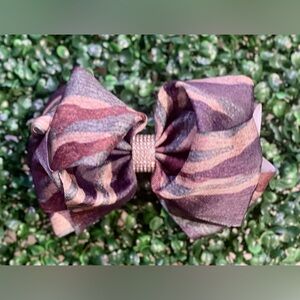 BRAND NEW WITH TAGS Camo Queen Double Layer Hair Bow